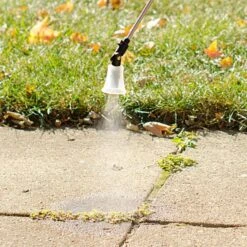 Solo Handheld Sprayer 2 Liter With 24in Wand -Garden Care 420l 5