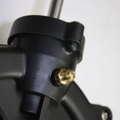 Chapin 100lb IceMelt Spreader -Garden Care 82108n 4 a