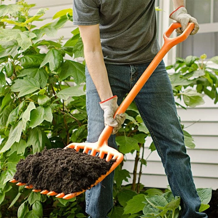 Leonard 8-Tine All-Poly Scoop Fork With 30-inch D-Grip Handle 3 Leonard 8-Tine All-Poly Scoop Fork With 30-inch D-Grip Handle - Image 3