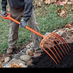 Poly Mulching Fork With D-Grip Handle By A.M. Leonard, 8 Tine, 15in Scoop X 44in Length, Lifetime Warranty -Garden Care apf810 8 1