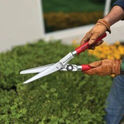Berger Compact Precision Topiary Shear With Wooden Handles -Garden Care b2510 1