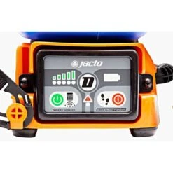 Jacto 4 Gal Battery Powered Backpack For Dosing And Spraying -Garden Care djb16 display