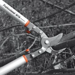 Bahco Professional Orchard Loppers, 1.75-inch Cutting Capacity -Garden Care p16075 3