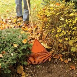 Leonard 18in Poly Rake, 54in Handle -Garden Care prc18 5 1
