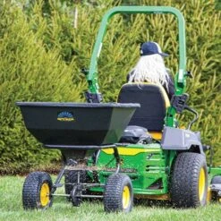 Spyker 200 Lb Tow Behind Pro Spreader -Garden Care spy200t 1p live spreading