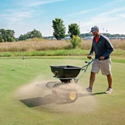 Spyker Ergo-Pro Spreader 80lb With Stainless Steel Frame 8 Spyker Ergo-Pro Spreader 80lb With Stainless Steel Frame -Garden Care spy80 1s golfgreen 1 1