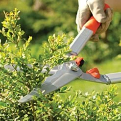 Leonard 9in Wavy Blade Hedge Shears 7 Leonard 9in Wavy Blade Hedge Shears -Garden Care vp 922xx 1 33