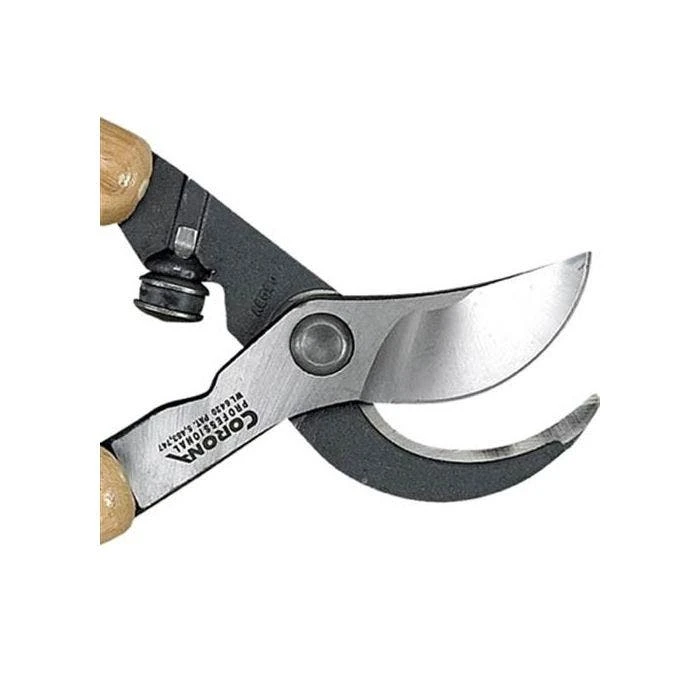 Corona Forged Classic Cut Bypass Lopper, 2.25-inch Cutting Capacity 2 Corona Forged Classic Cut Bypass Lopper, 2.25-inch Cutting Capacity - Image 2